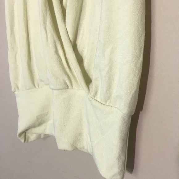 Charlotte Avery Yellow Open Front Blouse New - Picture 5 of 8